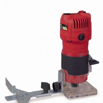 Fresadora de Mano Router Profesional STAYER 550 W - Boquilla 6 mm.